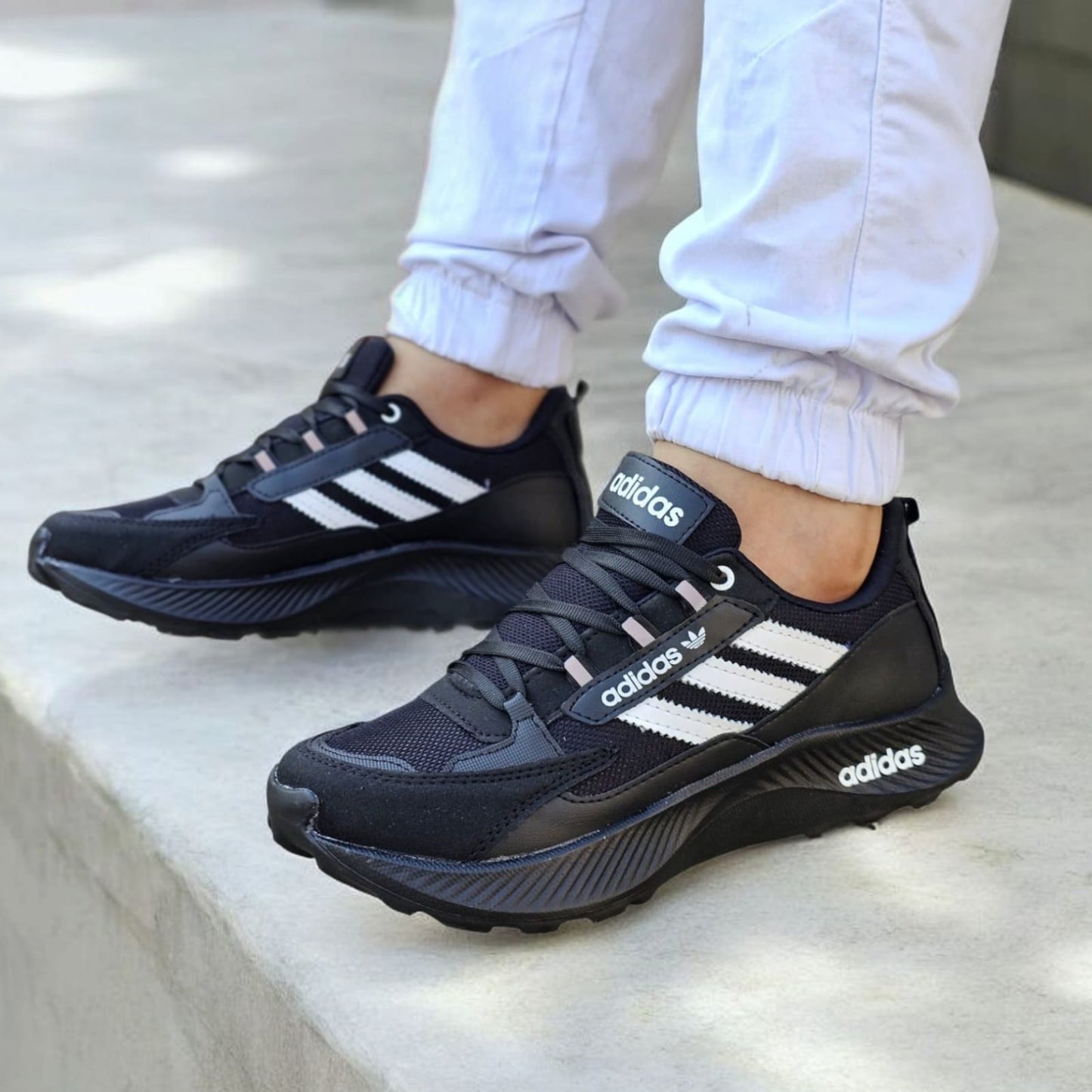ADIDAS DURAMO