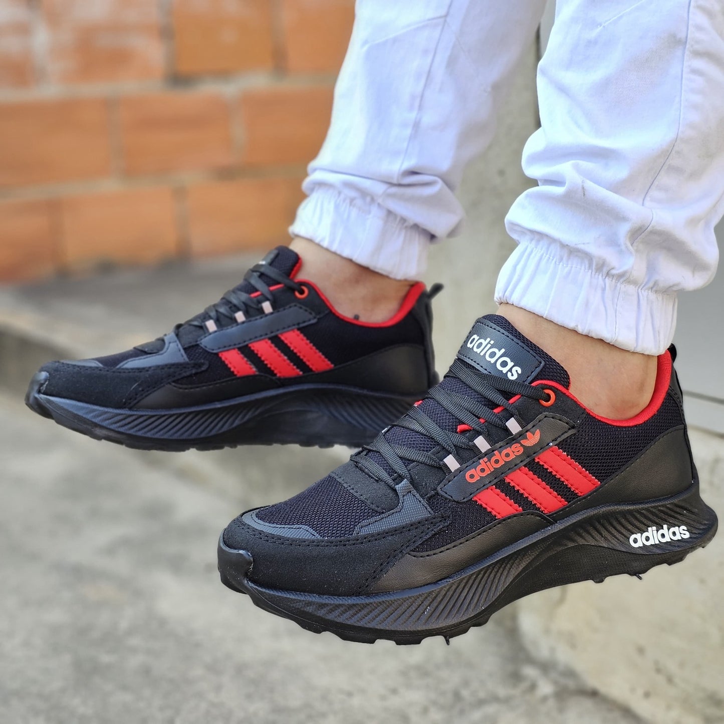 ADIDAS DURAMO