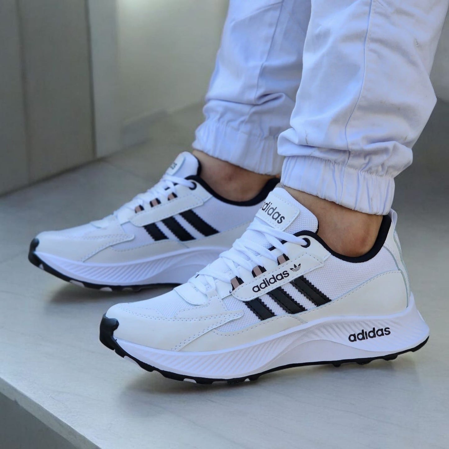 ADIDAS DURAMO