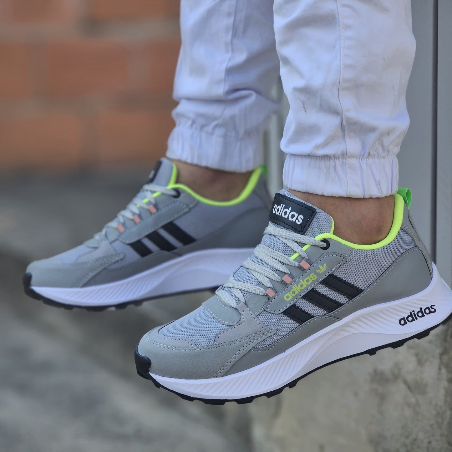 ADIDAS DURAMO